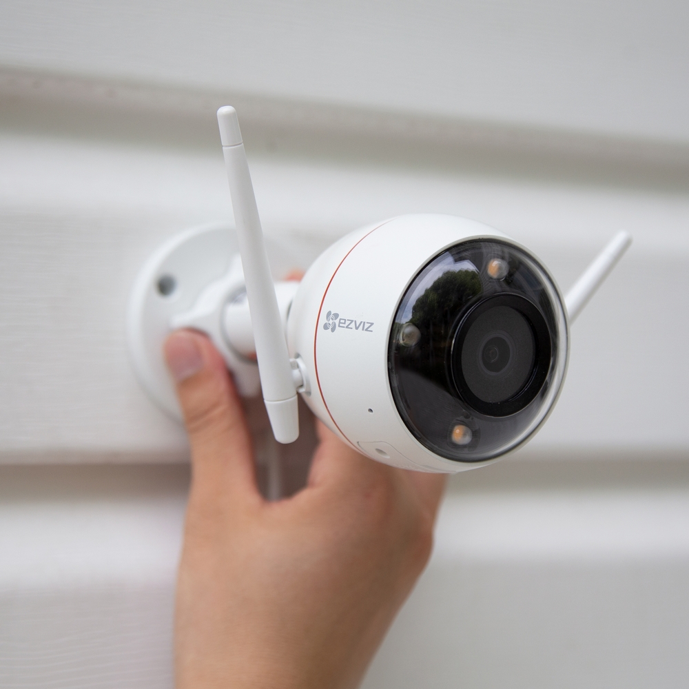 Telecamera di sorveglianza EZVIZ C3W COLOR NIGHT VISION WiFi Full HD 1080p visione notturna a colori segnalazione luminosa e sonora per esterno - Foto 2