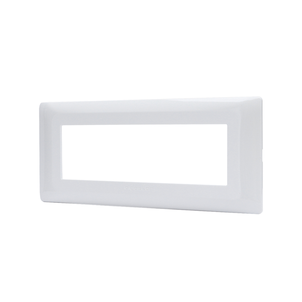 Foto principale Placca 6 moduli 506 in plastica bianca compatibile anche con BTicino Matix