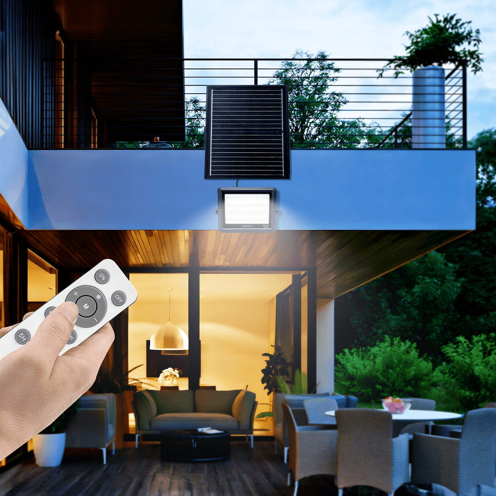 Faro Led 300W nero con pannello solare IP65 Bianco freddo 6500K Dimmerabile con telecomando e con sensore crepuscolare Aigostar - Foto 5