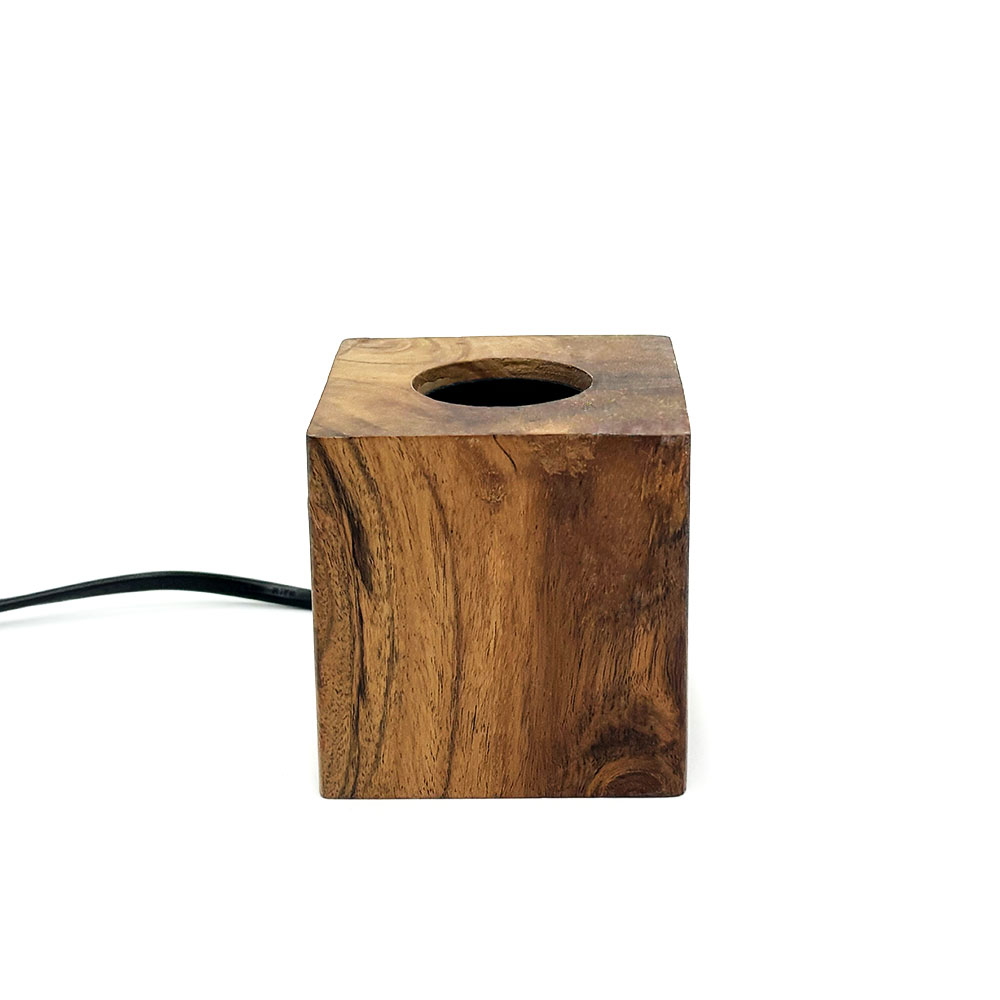 Portalampada da tavolo Cubo in legno artigianale E27 75×75 mm LedLedITALIA - Foto 1