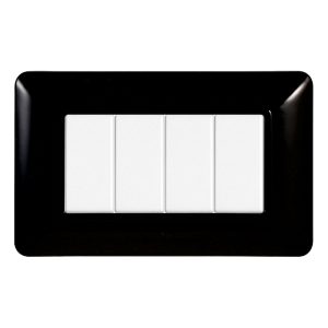 Foto principale Placca 4 moduli 504 in plastica nera compatibile anche con BTicino Matix