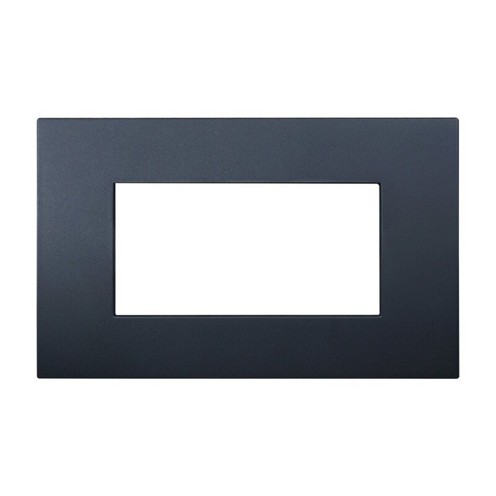 Foto principale Placca 4 moduli 504 in plastica nera compatibile anche con Vimar Arké