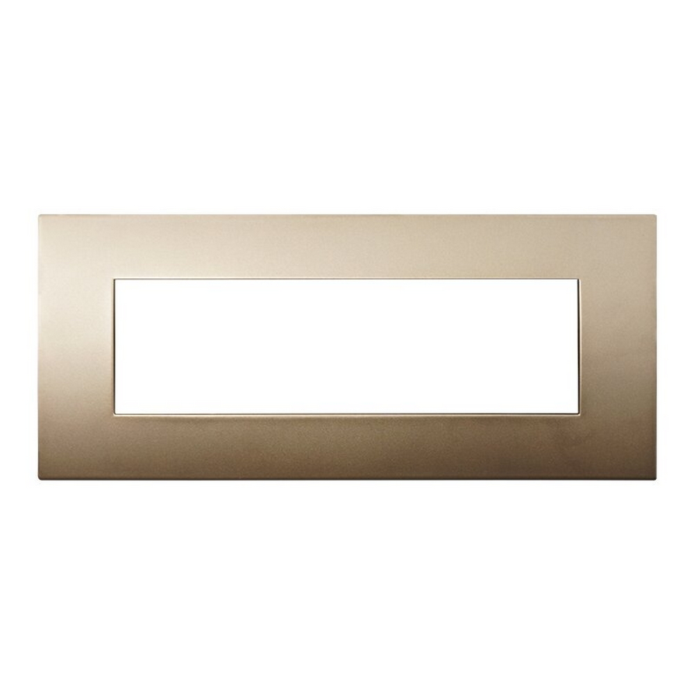 Foto principale Placca 7 moduli 507 in plastica oro compatibile anche con Vimar Arké